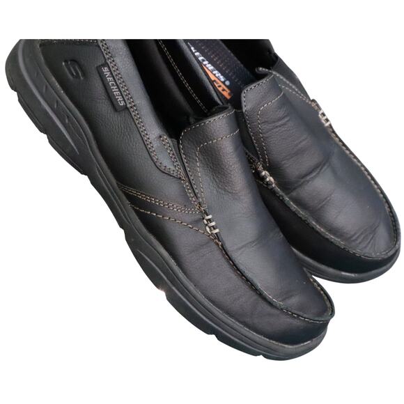 Skechers Relaxed Fit Air Cooled Memory Foam Black Leather Loafer Slip on Mens 8 - Picture 1 of 6